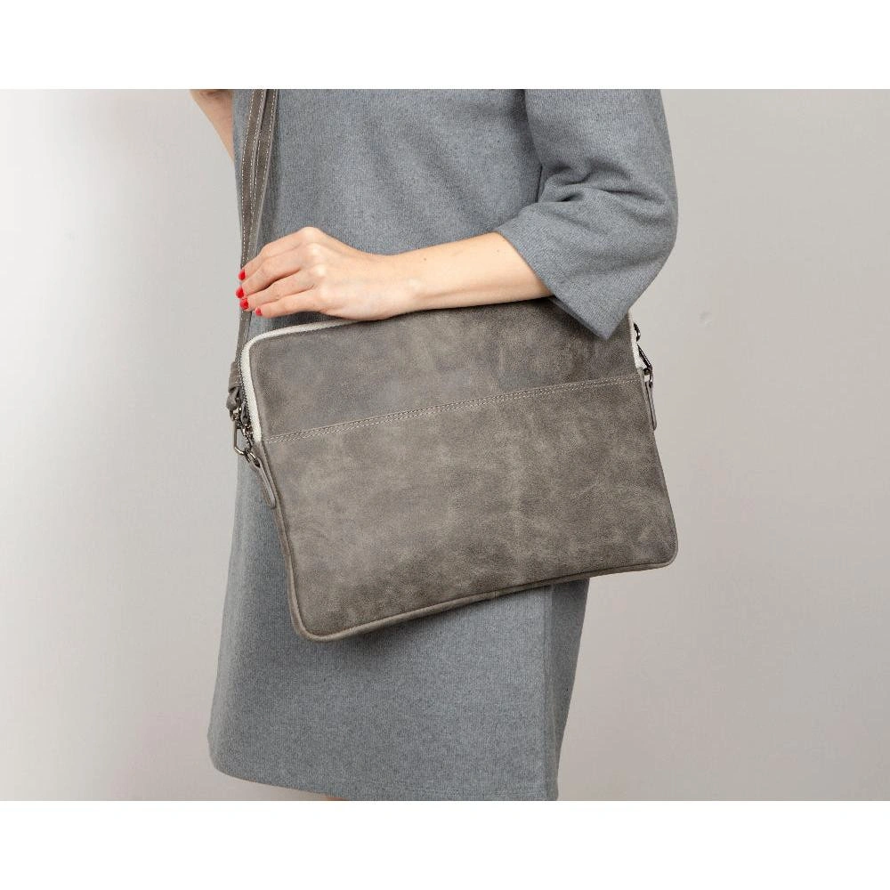 Bloominbag Torino Ash Gray Super Slim 16inç Laptop / Macbook Kılıf görseli 3