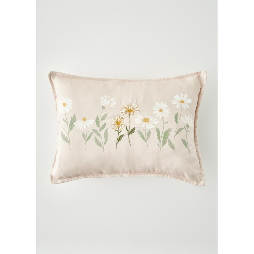 Bella Maison Daisy Volanlı Kenar Nakışlı Dekoratif Yastık Kılıfı Bej (35x50 Cm) Bej görseli 1