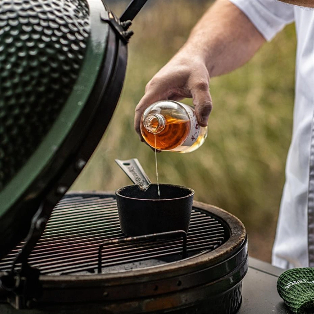 Big Green Egg Döküm Demir Sos Tenceresi Ve Fırçası görseli 3