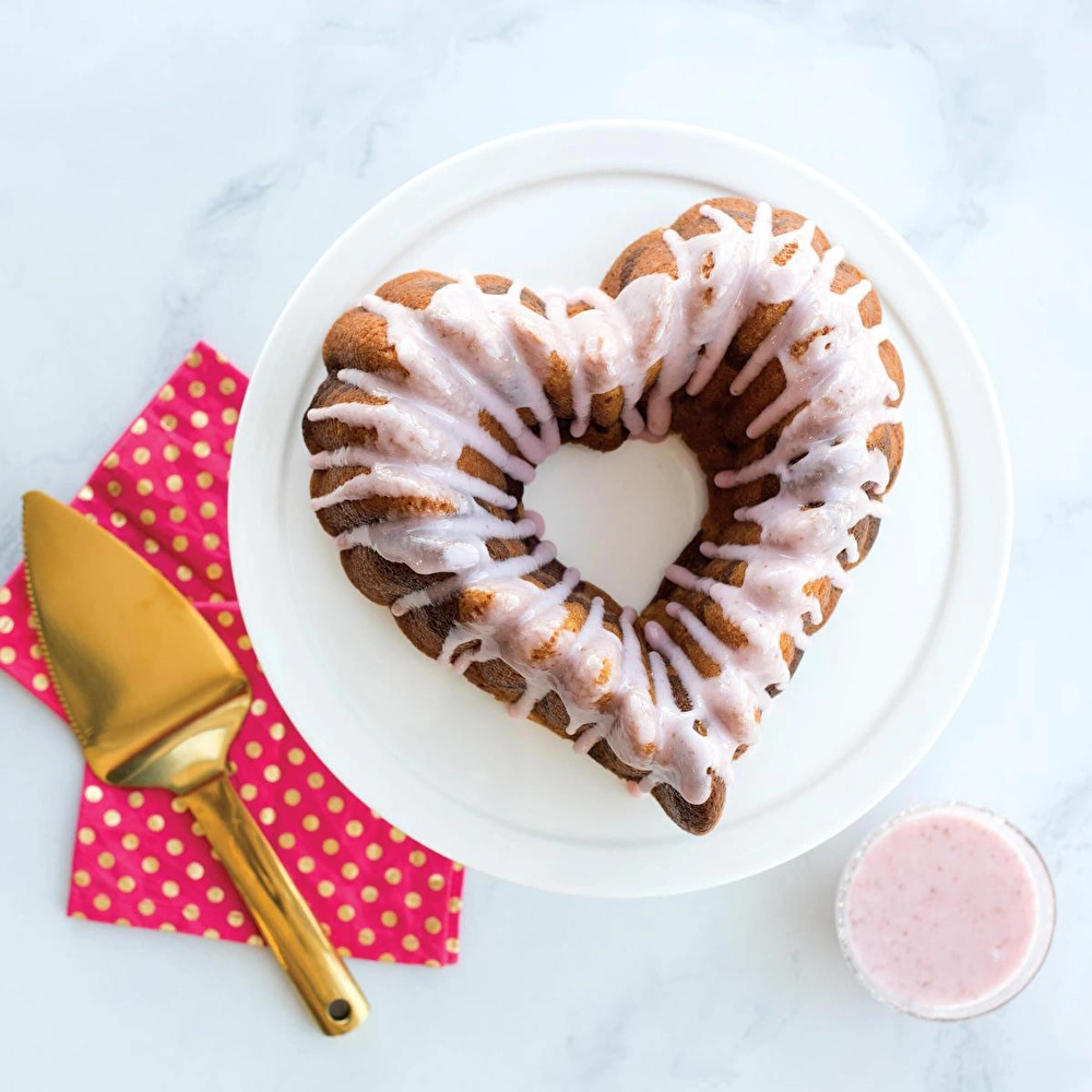 Nordicware Elegant Kalp Bundt Kek Kalıbı görseli 5