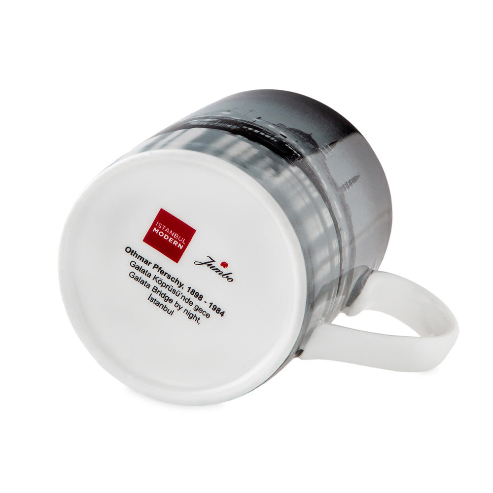 Jumbo X İstanbul Modern Othmar Pferschy,Galata Köprüsü’nde Gece Mug görseli 3