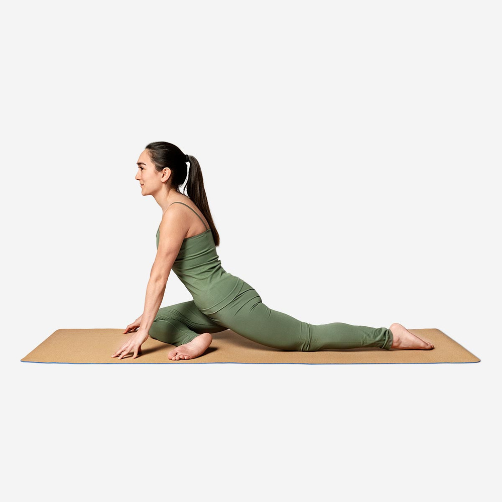 Flying Tiger Copenhagen Mantar Yüzeyli Mavi Yoga Matı görseli 2