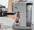 Karaca Coffee Art 1101 Süt Köpürtücülü, 20 Bar Basınçlı, Espresso, Latte, Cappuccino, Americano Makinesi Inox 1,5L 1100W