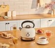 Karaca Retro 2202 Su Isıtıcısı Krem 2200W 