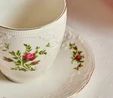 Karaca Vintage Rose Çay Fincanı ve Tabağı 200 ml