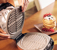 Karaca Funday Glossy Violet Çıkarılabilir Plakalı Waffle Makinesi 1000W