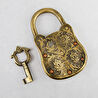 Coho Objet Coho Brazen İşlemeli Dekoratif Pirinç Kilit & Anahtar