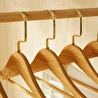 Ocean Home Textile 6'lı Altın Kancalı Ahşap Görünümlü Plastik Giysi Askısı 25 X 44.5 X 1 Cm
