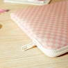 Ocean Home Textile Su İtici Leke Tutmaz Pembe Dama Desen Tablet Taşıma Çantası / Kılıfı 32.5 X 24 X 2 Cm