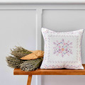 Karaca Home Levin Lila Baskılı İç Dolgulu Kırlent 45x45 cm