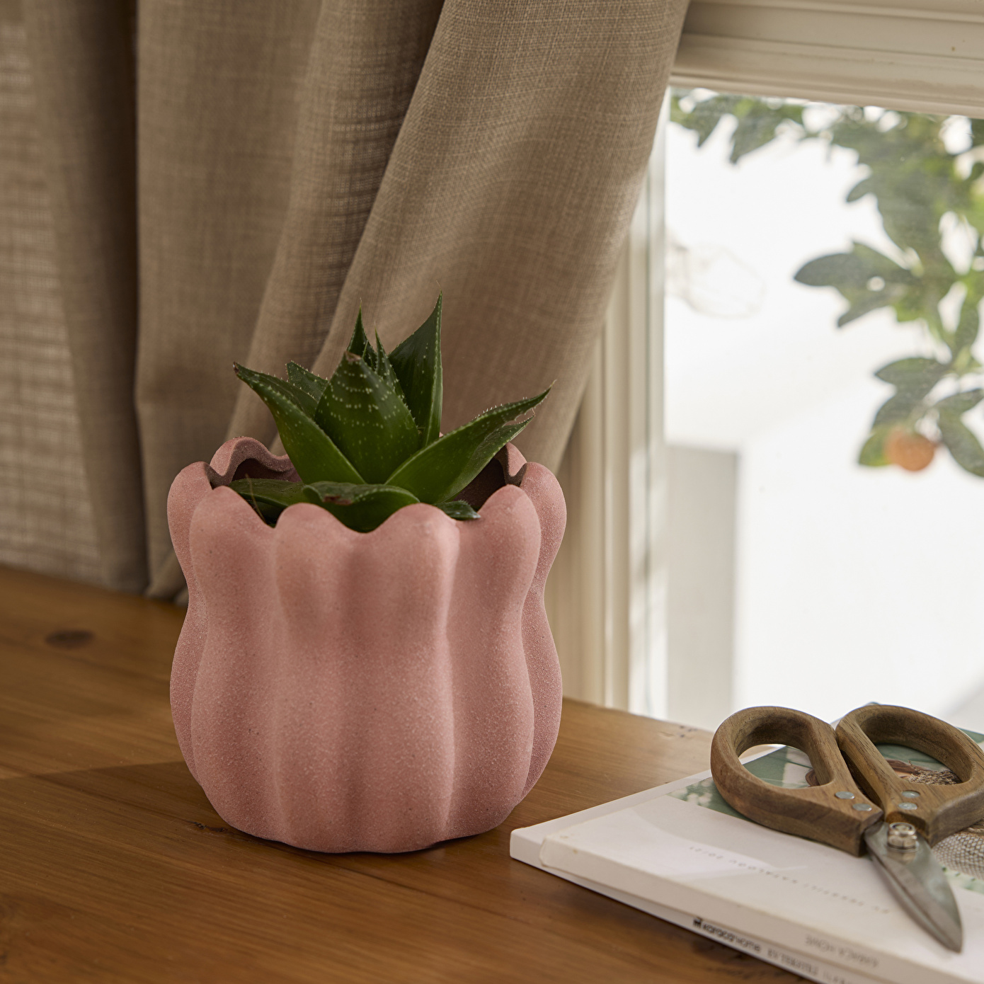 Karaca Home Valeria Saksı 15x15x13,5 cm - Karaca Karaca 2 Al 1 Öde