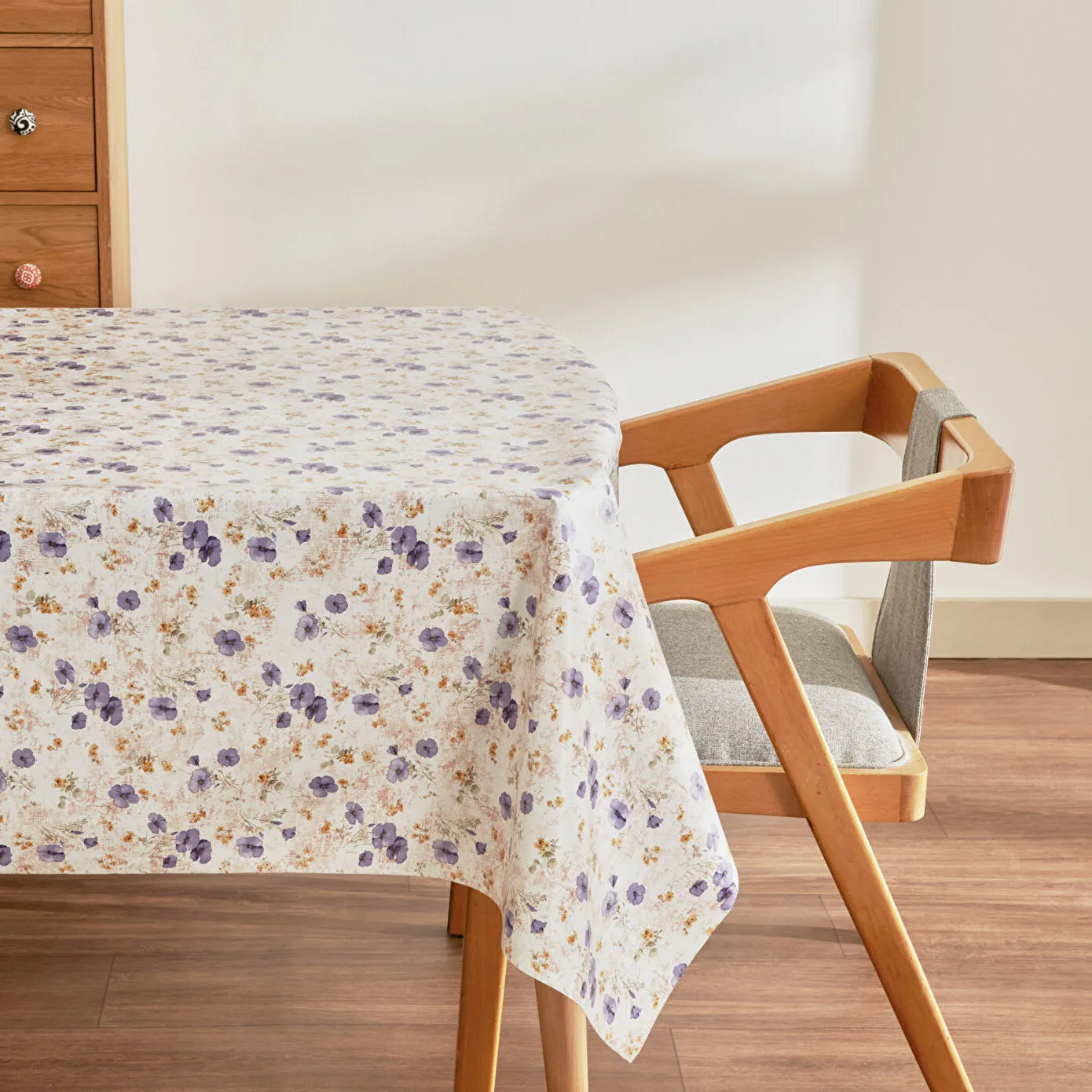 Karaca Home Dora Çiçekli Pvc Masa Örtüsü Mor - Karaca Karaca 2 Al 1 Öde