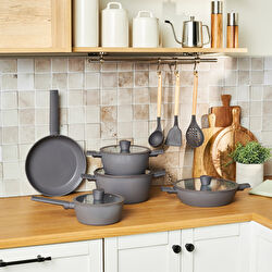 Karaca x Refika Swiss Crystal Pureline İndüksiyon Tabanlı 12 Parça Tencere Seti Almond Cream