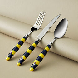 Karaca x Galatasaray 18 Parça 6 Kişilik Çatal Kaşık Bıçak Takımı