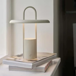 Stelton Pier Taşınabilir Led Lamba 25 cm Bej