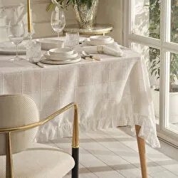 Karaca Home Lalisa Dertsiz Masa Örtüsü 150X220 cm Beyaz