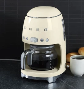 Smeg Filtre Kahve Makinesi Cream Dcf02creu