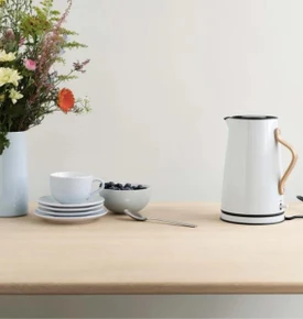 Stelton Emma Elektrikli Kettle 1,2 L Mavi