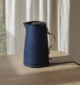 Stelton Emma Elektrikli Kettle 1,2 L Koyu Mavi