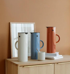 Stelton EM77 Karaf Termos 1 L Bej