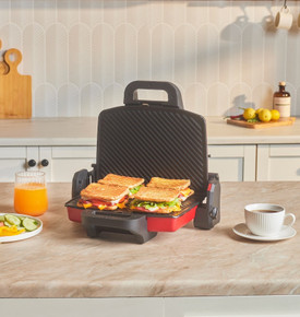 Karaca Future Essential Tost Makinesi Matte Krem 1800 W 4 Dilim Kapasiteli