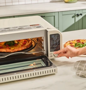 Karaca Multicrust Artisan Retro Pizza Makinesi ve Airfryer Cream