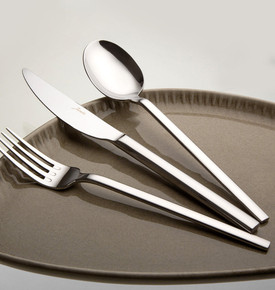 Jumbo 8100 84 Parça 12 Kişilik Çatal Kaşık Bıçak Takımı Titanyum Bronz