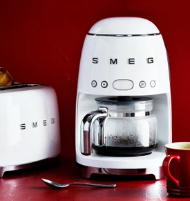 Smeg Filtre Kahve Makinesi White Dcf02wheu