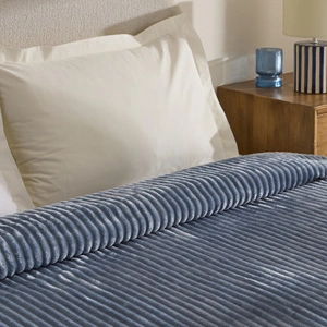 Karaca Home Joena İndigo Çift Kişilik Battaniye görseli 4