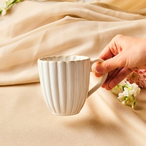 Karaca Daisy Kupa 380 ml görseli 6