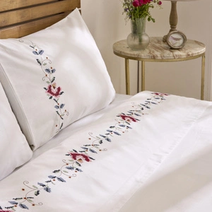 Karaca Home Miretta %100 Pamuk Kanaviçe Nakışlı Çift Kişilik Nevresim Takımı Beyaz görseli 5