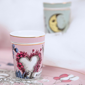 Baci Milano Allegria Pembe ve Yeşil 4 Parça Kapaklı/Tabaklı 2 Kişilik Espresso Seti Ø 5,5 cm, H 7 cm