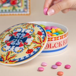 Baci Milano Dolce Far Niente Desenli Yuvarlak Porselen Kutu 13 cm görseli 1