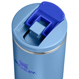 Stanley The Transit Fliptop Mug 0.59L Blue Sky görseli 3