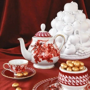 Baci Milano Le Rouge Porselen Demlik 14 cm x 19,5 cm Kırmızı görseli 2