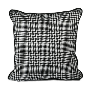 Optical Kadife Yastık 45 cm x 45 cm Siyah Beyaz