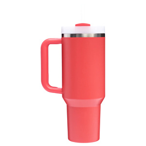 Stanley The Quencher Flowstate Tumbler Pipetli Termos Bardak 1,18L Mercan görseli 2