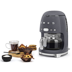 SMEG FİLTRE KAHVE MAKİNESİ BARUT GREY DCF02GREU görseli 1