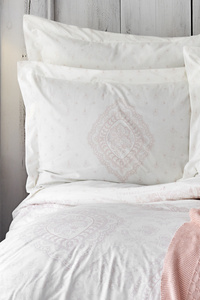 Karaca Home Desire Pudra Örgü Battaniyeli Nevresim Takımı Seti görseli 2