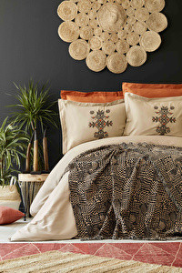 Karaca Home Aztec Tarçın Saten King Size 7 Parça Nish Set görseli 1
