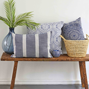 Karaca Home Monu İndigo İç Dolgulu Kırlent 45x45cm görseli 2