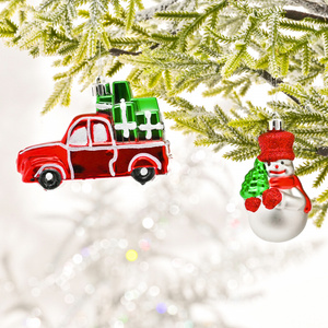 Karaca Home Gift Truck & Snowman 2 Parça Ağaç Süsü Seti görseli 3
