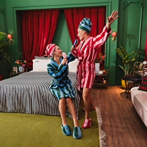 Karaca Home x 2Wins Je t'aime Monsieur Nakışlı Yeşil-Mavi Bornoz L/XL görseli 2