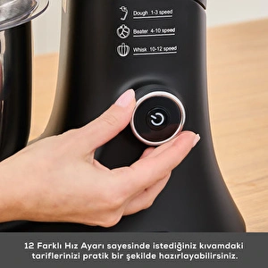 Karaca Pro Artisan Tartılı Dijital Ekran Zaman Ayarlı Döküm Hamur Yoğurma Makinesi Matte Black 5L görseli 4