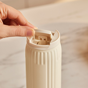 Karaca Rimo Sızdırmaz Çelik Termos 600 ml Krem görseli 3