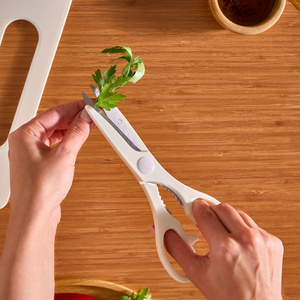 Karaca Sharp 4 in 1 6 Parça Kesme Tahtalı Bıçak Seti Krem görseli 4
