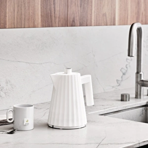 Alessi Plisse Elektrikli Kettle 1 L Beyaz görseli 4