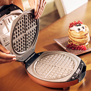 Karaca Funday Glossy Violet Çıkarılabilir Plakalı Waffle Makinesi 1000W görseli 2