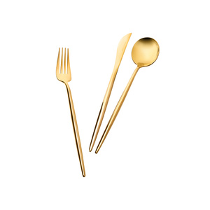 Karaca Jupiter Shiny Gold 60 Parça 12 Kişilik Kutulu Çatal Kaşık Bıçak Takımı görseli 3