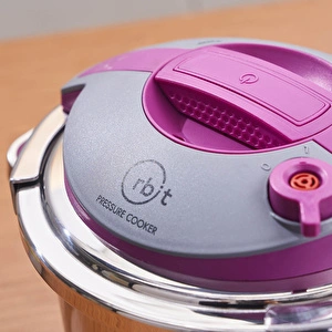 Karaca Orbit İndüksiyon Tabanlı Düdüklü Tencere Seti 6+8 Lt Violet görseli 4